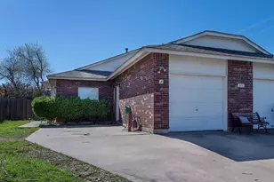 322 Tamara Dr, Georgetown, TX 78628 - Photo 2