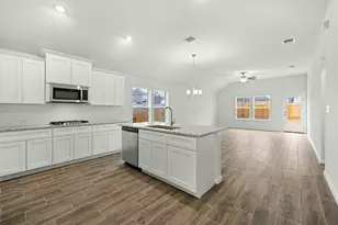 329 Bright Star Ln, Georgetown, TX 78628 - Photo 10