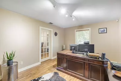 322 Cheatham Street, San Marcos, TX 78666 - Photo 8