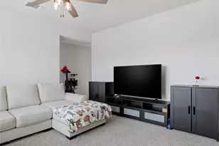 185 Gerasa Dr, Uhland, TX 78640 - Photo 10