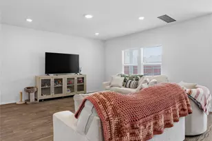 185 Gerasa Dr, Uhland, TX 78640 - Photo 6