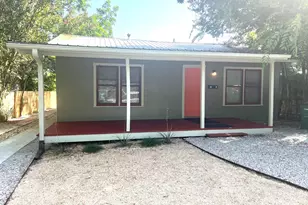 705 Franklin Blvd, Austin, TX 78751 - Photo 2