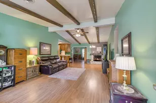 1812 Burbank St, Austin, TX 78757 - Photo 4