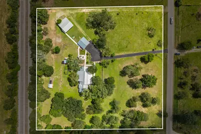402 Smith Road, Bastrop, TX 78602 - Photo 4