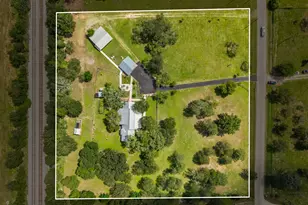 402 Smith Rd, Bastrop, TX 78602 - Photo 4
