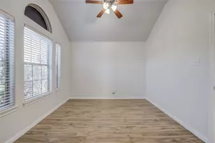 1601 Windy Park Dr, Round Rock, TX 78664 - Photo 16