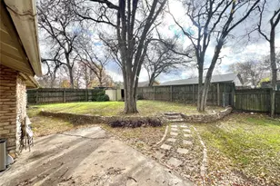 2619 Baxter Dr, Austin, TX 78745 - Photo 12