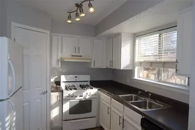 2005 Glen Allen Street #108, Austin, TX 78704 - Photo 14