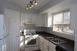 2005 Glen Allen St, Austin, TX 78704 - Photo 14