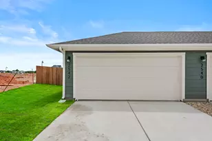 2542 Violet Theo Ln, Round Rock, TX 78665 - Photo 32
