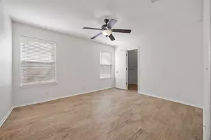 16117 Hamilton Point Cir, Manor, TX 78653 - Photo 8