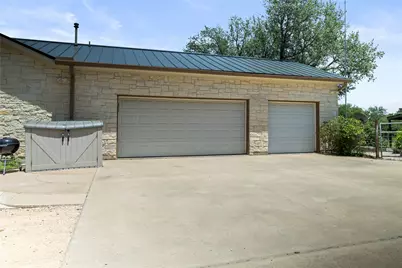 515 Liberty Drive, Liberty Hill, TX 78642 - Photo 34