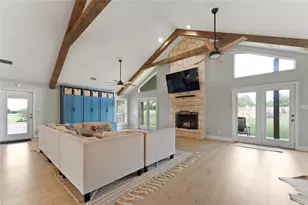 294 Hidden Creek Dr, Dripping Springs, TX 78620 - Photo 4