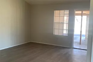 7701 Croftwood Dr, Austin, TX 78749 - Photo 2