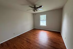 851 Aspen Ln, Cottonwood Shores, TX 78657 - Photo 14