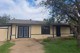 851 Aspen Ln, Cottonwood Shores, TX 78657 - Photo 1