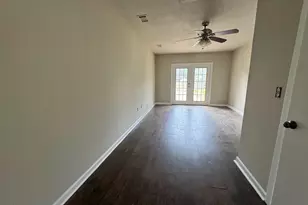 851 Aspen Ln, Cottonwood Shores, TX 78657 - Photo 6