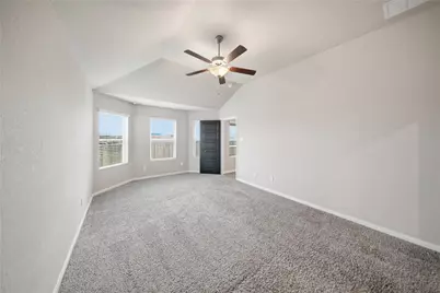 2969 Greenbriar, Seguin, TX 78155 - Photo 8