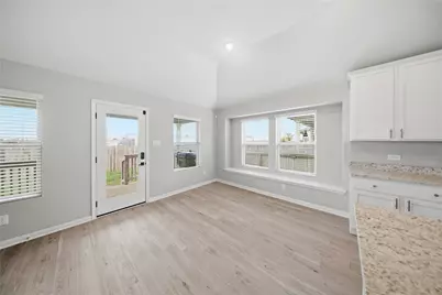 2969 Greenbriar, Seguin, TX 78155 - Photo 6