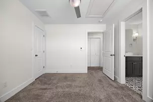 7312 E Ben White Blvd, Austin, TX 78741 - Photo 26