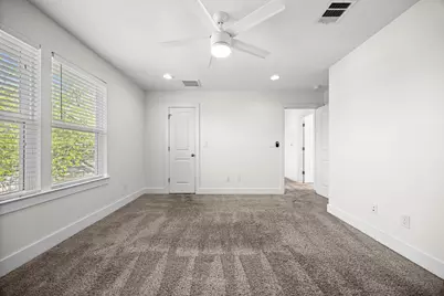 7312 E Ben White Boulevard #10, Austin, TX 78741 - Photo 20
