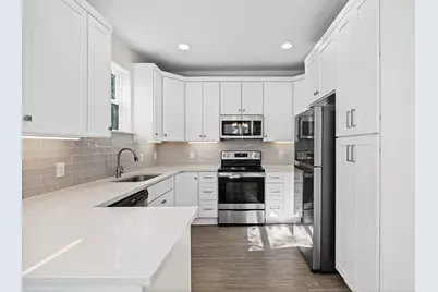 7312 E Ben White Boulevard #10, Austin, TX 78741 - Photo 12