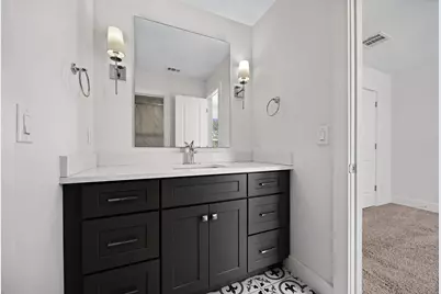7312 E Ben White Boulevard #10, Austin, TX 78741 - Photo 26