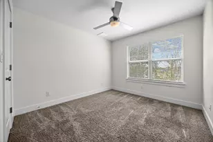 7312 E Ben White Blvd, Austin, TX 78741 - Photo 32