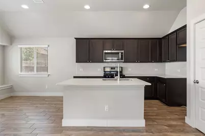 118 Trailstone Drive, Bastrop, TX 78602 - Photo 4