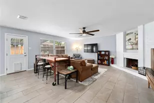 11102 Ptarmigan Dr, Austin, TX 78758 - Photo 4