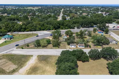 650 S Main Street, Giddings, TX 78942 - Photo 18