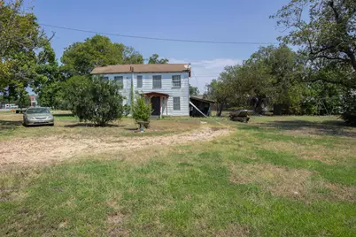 650 S Main Street, Giddings, TX 78942 - Photo 4
