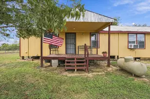 7033 Fm County Road 957, Schulenburg, TX 78956 - Photo 2