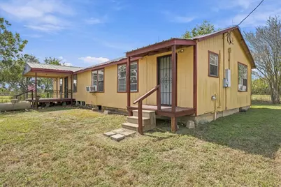 7033 Fm County Road 957, Schulenburg, TX 78956 - Photo 20