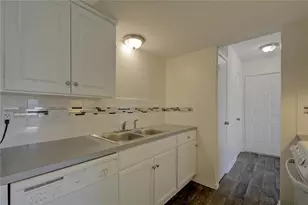 1825 Wooten Park Dr, Austin, TX 78757 - Photo 2