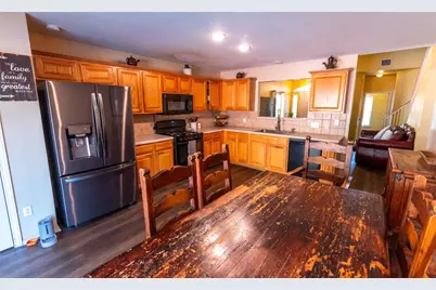 1416 Roxannes Run, Pflugerville, TX 78660 - Photo 6