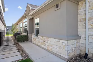789 Faith Dr, Liberty Hill, TX 78642 - Photo 4