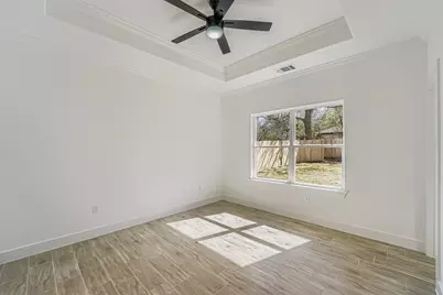 701 E 3rd Street, Elgin, TX 78621 - Photo 16