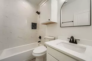 701 E 3rd St, Elgin, TX 78621 - Photo 22