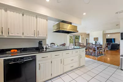 6033 Mount Bonnell Cove, Austin, TX 78731 - Photo 10