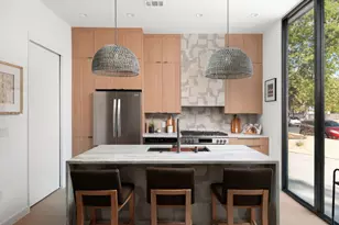 2301 E 2nd St, Austin, TX 78702 - Photo 2