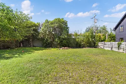 1801 Belford Drive, Austin, TX 78757 - Photo 16