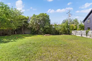 1801 Belford Dr, Austin, TX 78757 - Photo 16