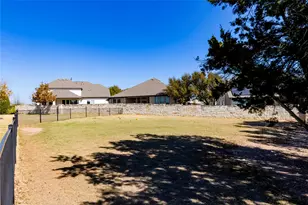 2808 Stone Branch Dr, Leander, TX 78641 - Photo 40