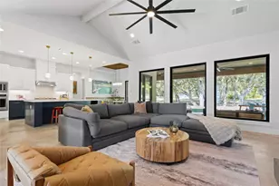 200 Quarter Horse Ln, Driftwood, TX 78619 - Photo 6