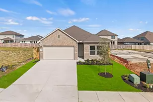 13717 Ryan Range Ln, Elgin, TX 78621 - Photo 4