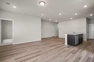 13717 Ryan Range Ln, Elgin, TX 78621 - Photo 14