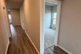 13717 Ryan Range Ln, Elgin, TX 78621 - Photo 10