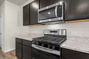 13717 Ryan Range Ln, Elgin, TX 78621 - Photo 12