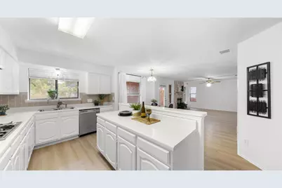 13248 Kerrville Folkway, Austin, TX 78729 - Photo 8